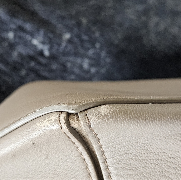 Givenchy Large   Leather Tote - Picture 6 of 11